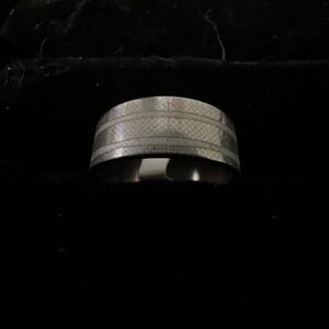 Elegant Silver Colored Men's Ring
